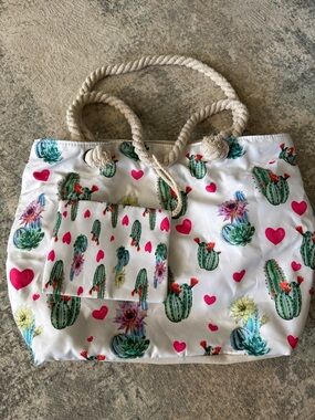 White Tote Bag and Pouch Set, Green Cactus & Pink Heart Print, Rope Handles